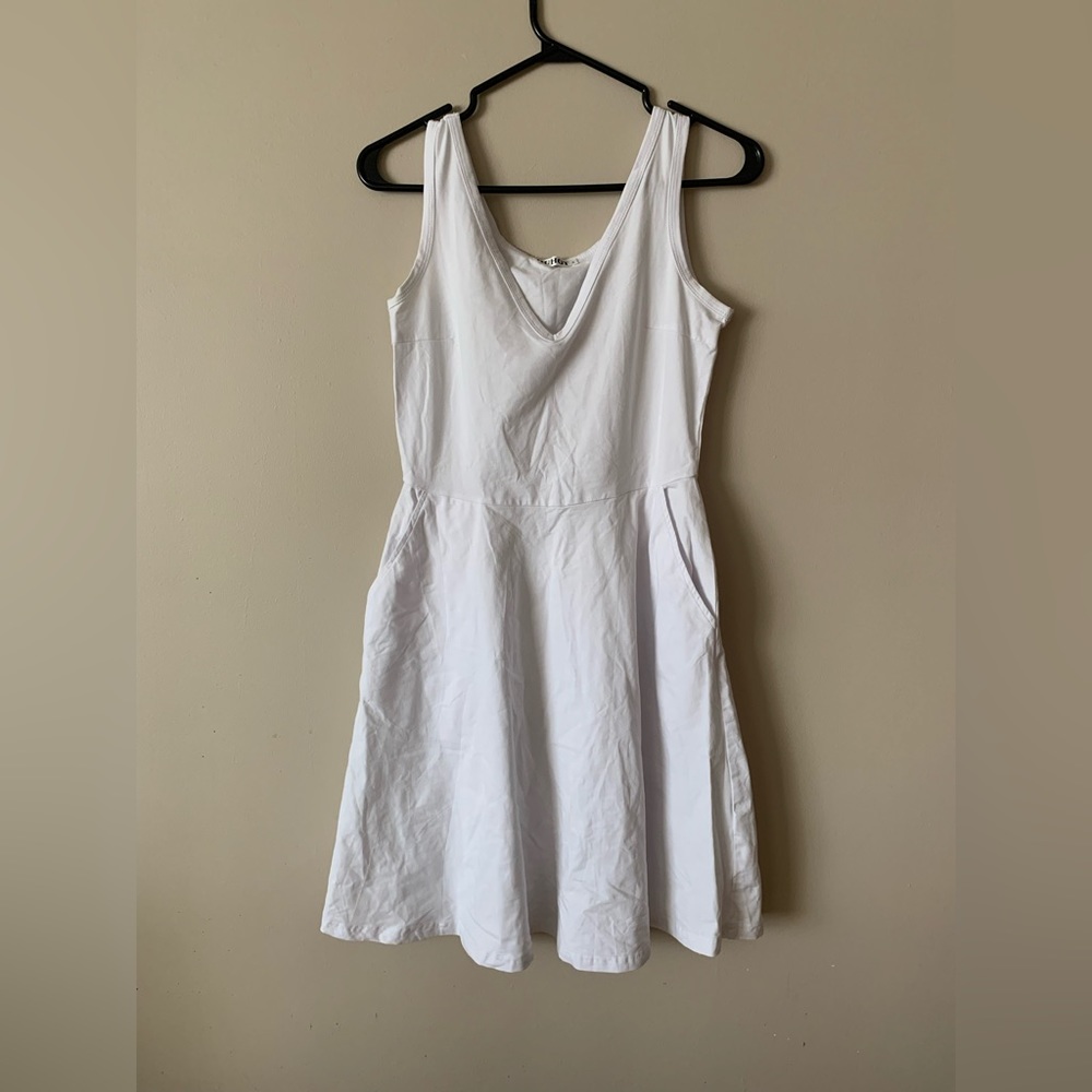 One time used. Good condition. No damage.